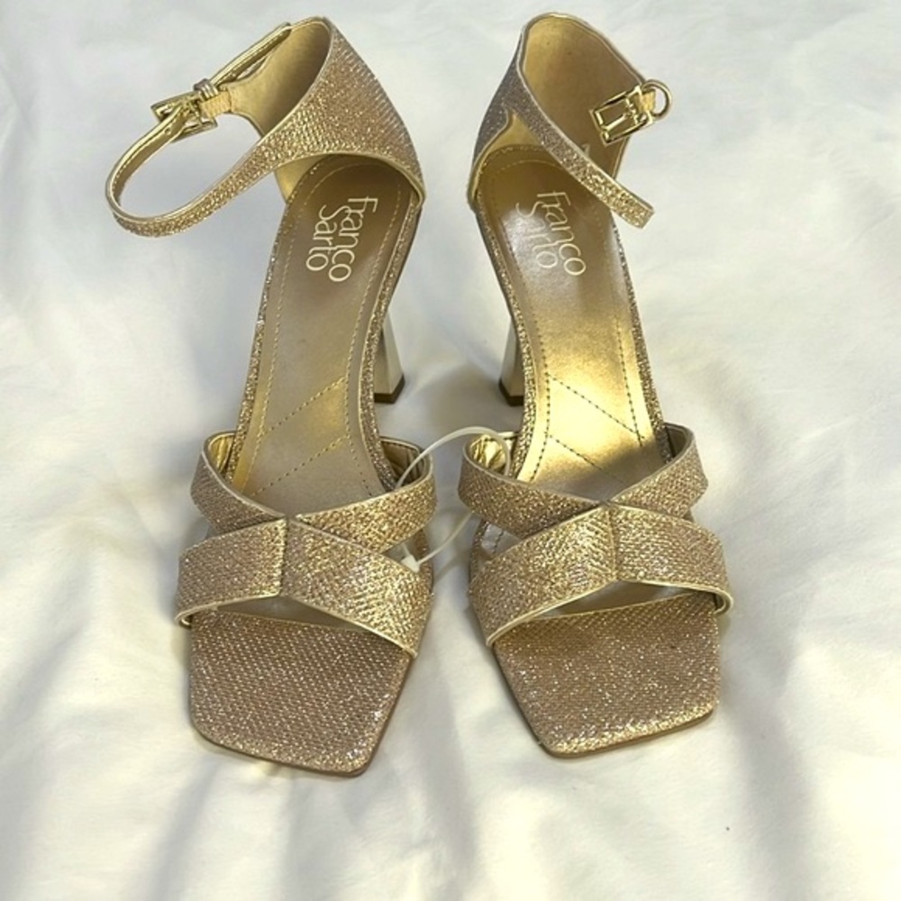 Franco Sarto NWOT platinum remedy shiny square toe dress heels size 9 - Picture 2 of 5